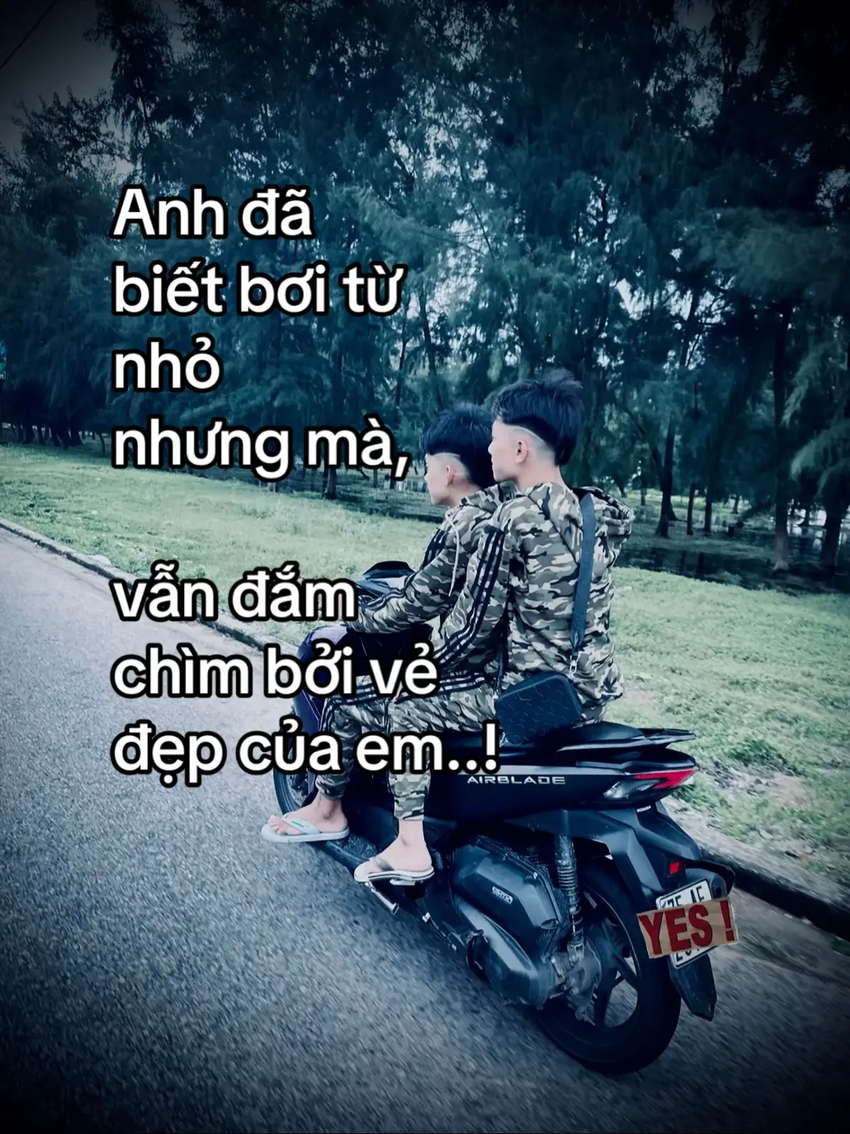 Anh đã biết bơi từ nhỏ nhưng mà, vẫn đắm chìm bởi vẻ đẹp của em..!