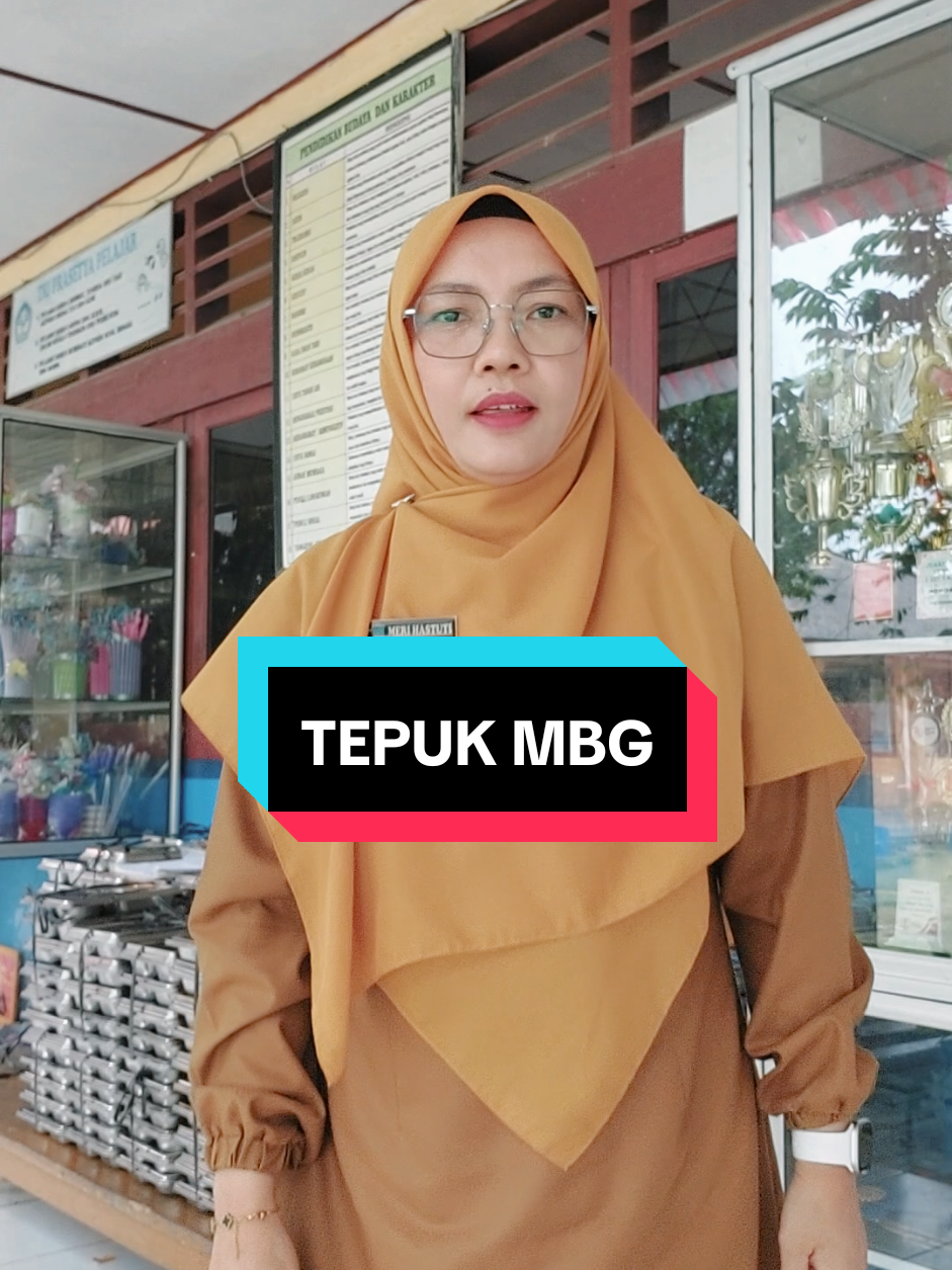 tepuk mbg 🤭 #merihastuti #fypシ #mbg #tepuksakinah #trend 