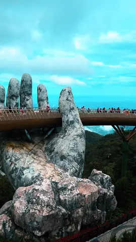 #travel #vietnam #fyp #goldenbridge 