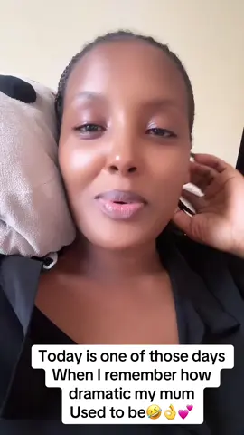 #aflashbacktothedaysmymumusedtobethequeenofdrama🤣, is there anyone who relates to my experience? If so, you are my sibling my mum and your mum need to meet coz they are sisters 🤣💕