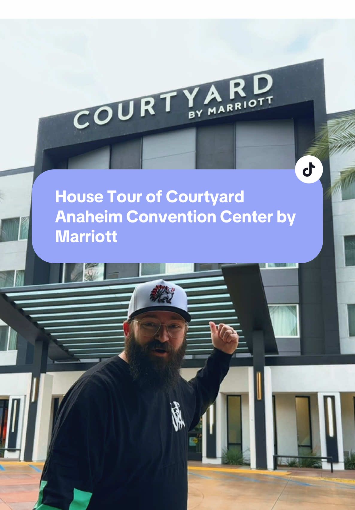 Do you want the hotel tour? I can take you to…a bunch of identical floors at the Courtyard Anaheim Convention Center #Disneyland #goodneighborhotel #sabrinacarpenter #courtyardmarriot #disneytrip  