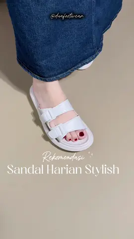 Rekomendasi sandal harian stylish 🤍🫶🏻 #promomakan1010 #sandalwanita #sandalkaret #sandalharian #sandalmurah 