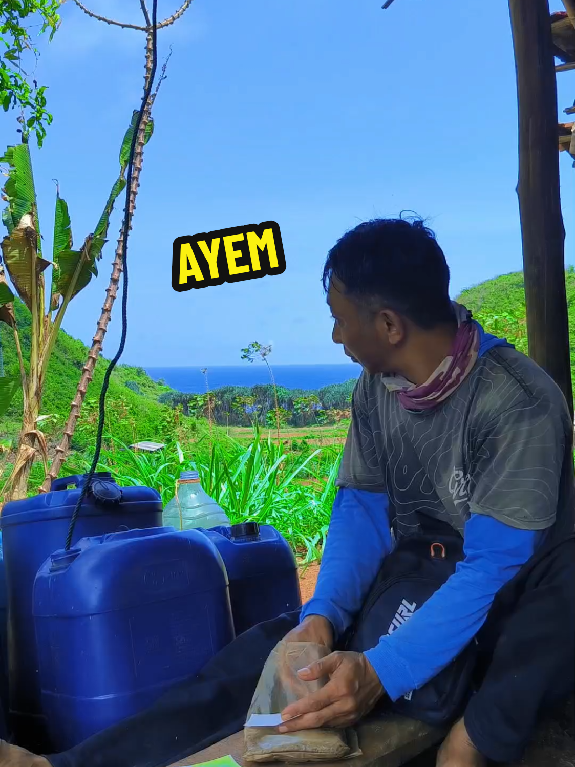 Definisi urip ayem neng gunungkidul, megawe sak tekane,kerjo ora ono seng ngatur,seng penting ingon''e lemu. kiro'' duwe cita'' urip neng gunungkidul ora dulur..?? #inspirasigunungkidul #suasanapedesaan #ademayem #tentrem 