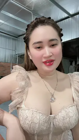 Không đi chơi, vậy e xứng đáng có 10 ny🫢😅😆