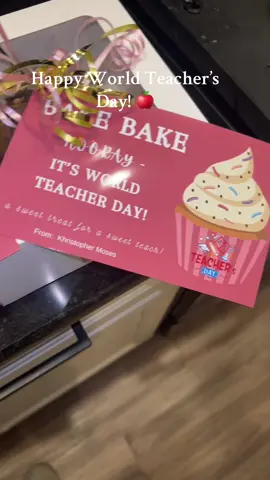 Happy World Teacher’s Day! ❤️🍎S/O to my inspiration @Catherine Benson #fyp #pov #teachergifts #worldteachersday #giftsforteachers #DIY #crafts #daycareteacher 