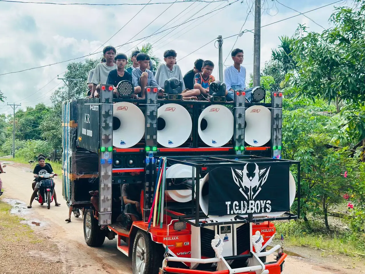 KR အလှတရာ 😍#ကျေဝ်ရတ်💗 #KR #မေ့နေကြပီလား😪😪 #tiktokindia 