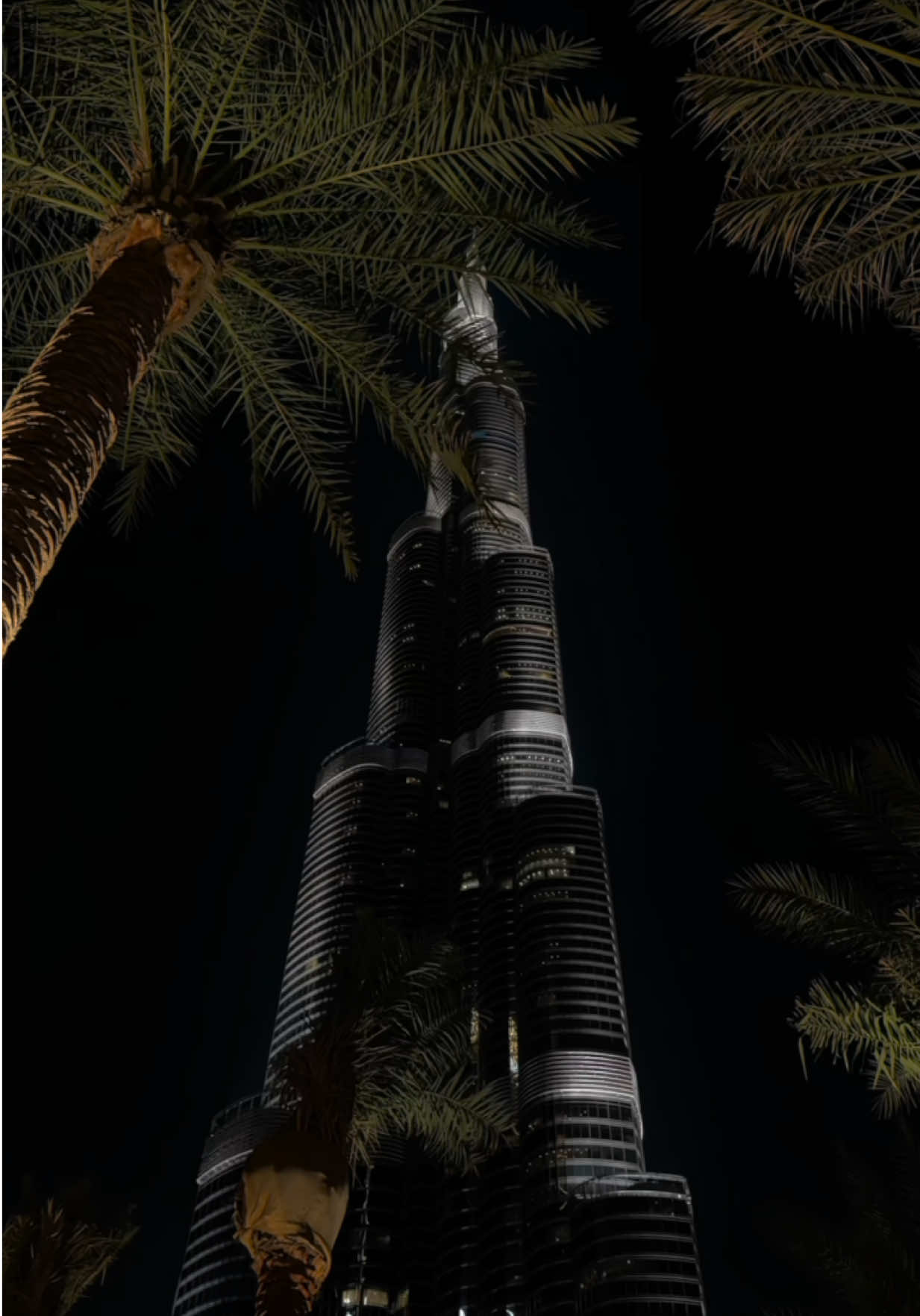 امشي ولا ادري وين اسير 🌃 #اكسبلورexplore #fyp #foryou 