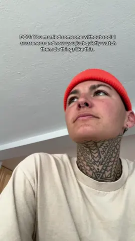 I wish I would have gotten a video before my aunt got her a fork and she was insisting her fingers were a perfectly fine utensil. The just let them theory really test me with this one. 