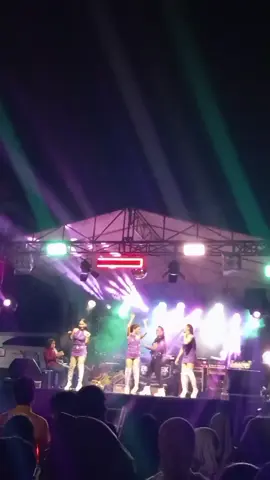 opening💜#blmusicoficial #dianavanesa #syahlaa_ayu🥰 #sinkaxun #serangbanten 