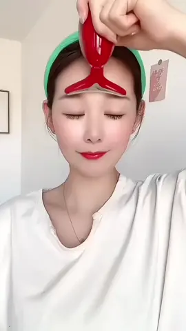 Electric Face Massager😍 #kitchenorganization #reels #facebookreels #coolgadgets #besthomegadgets 