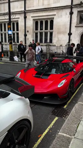 jesko x2 😮‍💨 #fy #fyp #cars #koenigsegg #koenigseggjesko 