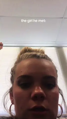 i love this trend 🥹😭 #motherhood #boymom #highschoolsweethearts #babyboy 