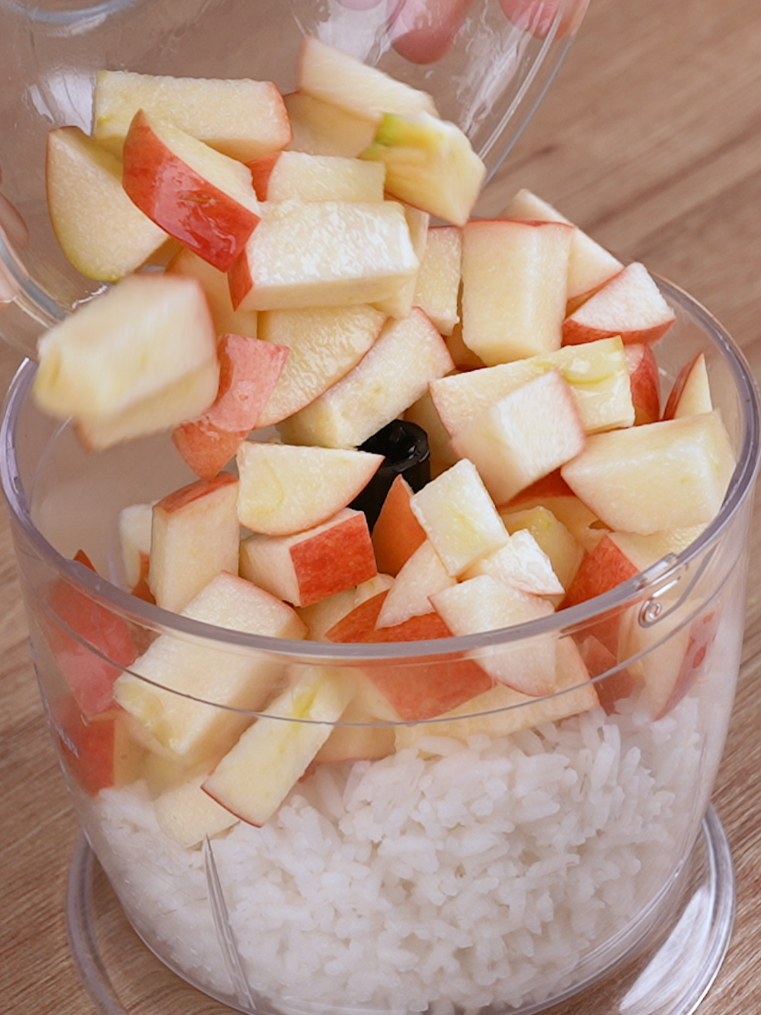 Todo mundo está misturando arroz com maçã, depois de ver essa ideia genial #aquelareceita #viraltiktokvideo #receita #comida #receitas #viralfood