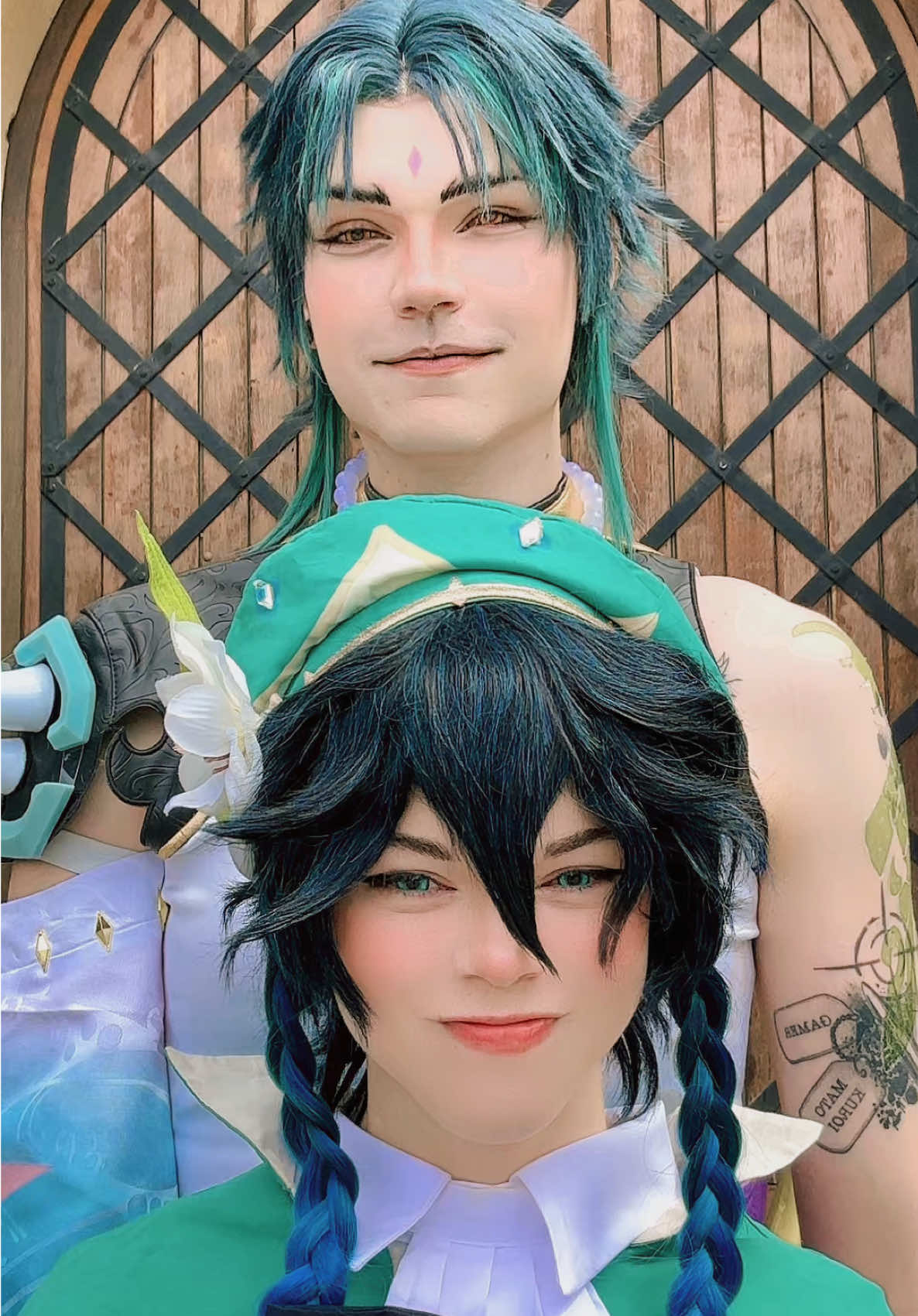 venti saving lost souls one smile at a time 😌👌🏻@Lena_Kuroi / レナくろい 🩵💚#genshincosplay #GenshinImpact #xiao #venti #hoyoverse 