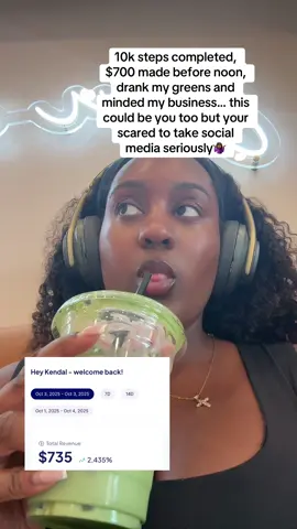 3 months left until the end of the year to LOCK IN🔑 Yes you can be the girl making sales effortlessly from her phone but watching me isn’t going to make you money! Starting will!