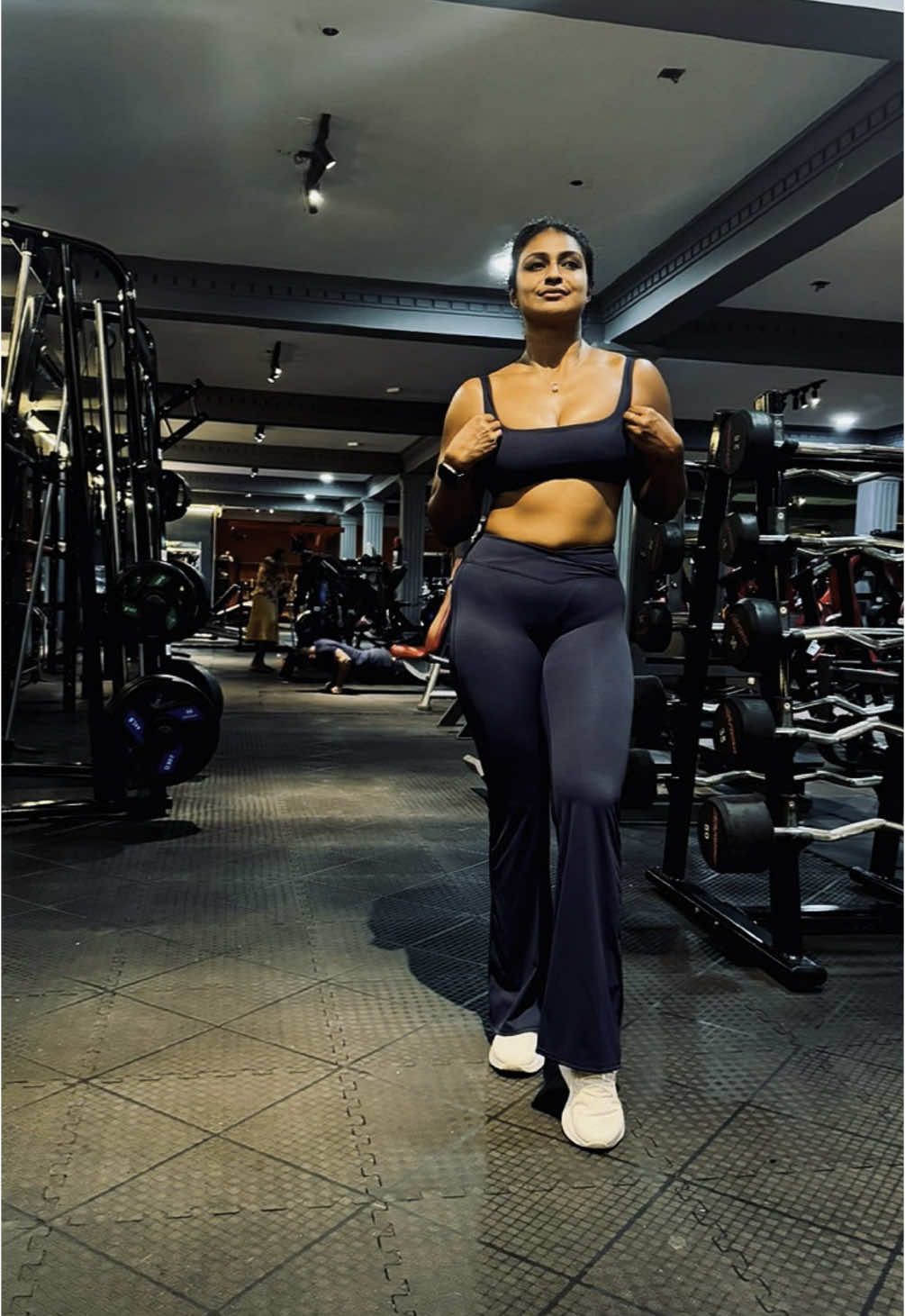 Back day 🔥#gymmotivation #songisongi #fitnessmotivation #Fitness #backdayworkout 