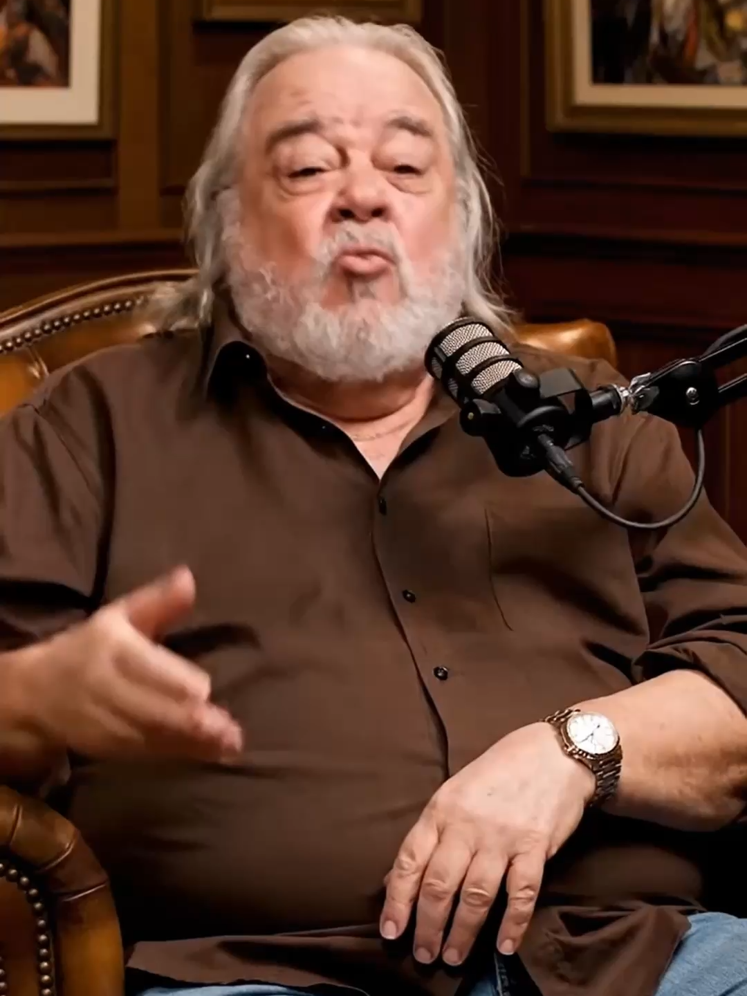 Homem que chora por causa de mulher é fracassado nçao tem jeito