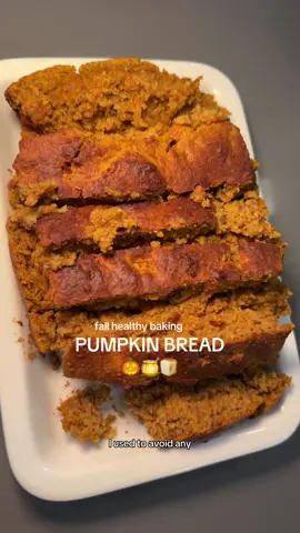 EASY & HEALTHY FALL RECIPE!!🍂Pumpkin Bread🎃these are protein packed and such a cozy weekend breakfast idea!  Ingredients: * 1.5 cups rolled oats * 1/2 cup canned pumpkin * ¼ cup avocado oil * 2 eggs * 2 tsp vanilla extract * 1 tbsp cinnamon * 1 tbsp almond butter * 1 ripe banana * ¼ cup @oikos vanilla Greek yogurt * 1/3 cup honey * 1 tsp baking soda * 1 tsp baking powder * ¼ tsp salt Instructions: 1. Preheat oven to 350°F and spray a loaf pan with @chosenfoods avocado oil 2. Blend oats to a flour texture 3.  In a large bowl, whisk the oat flor with the rest of the ingredients 4. Add batter to pan 6. Bake for about 40-45 minutes or until a toothpick comes out clean. 7. Cool for 5 minutes, then slice and serve Enjoy and let me know if you try it!!🫶 #fallbaking #pumpkinbread #healthydessert #bananabread #healthyrecipe 