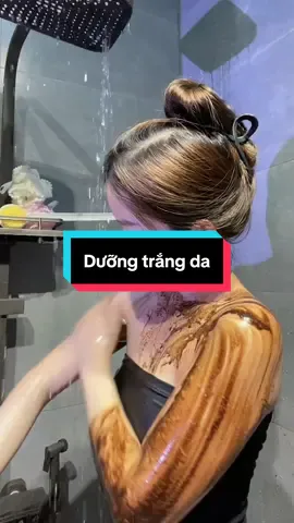 Đêm muộn khách xinh đẹp nhà em gửi video Tắm Trắng ạ, các chị em xinh đẹp cùng dưỡng da trắng mịn với My nha. ❤️❤️ #LearnOnTikTok #tamtrangcafe #goclamdep #q #lythimy 