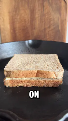 Grilled Cheese Test Video #castironcooking #foodexperiment #grilledcheese 