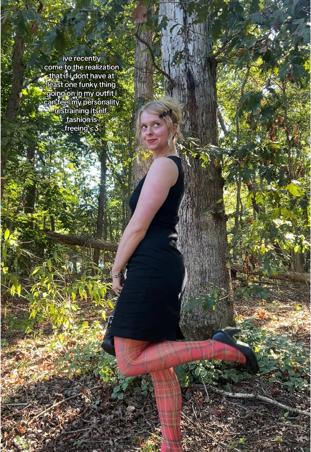 😙🖤fashion is like a branch and i am the tree reaching towards and dancing with the other trees. tights are from @Silver Legs Hosiery 🫶🏻#OOTD #outfit #outfitoftoday #outfitinspo #fallfashion 