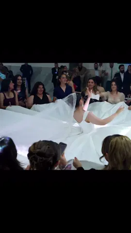 دلالا من مەلەكه💃💗🩷 #fyp #ملتي_مِڼـّي_حياتي🌚💞🦚 #ايزيدخانامن #شنكالا_دالال_🥺🥀 #داوات 