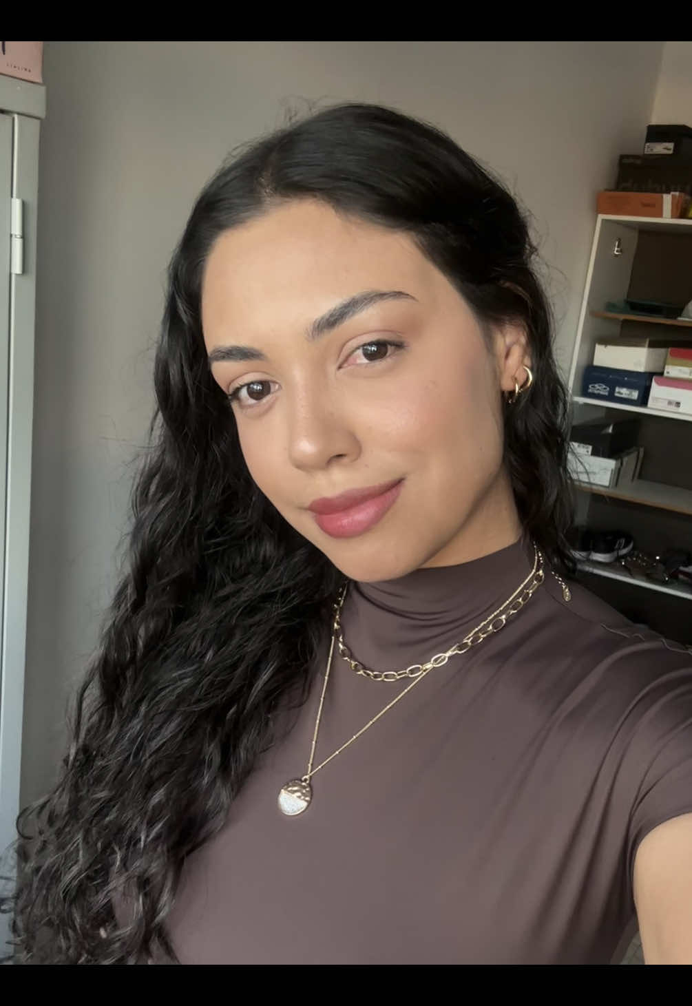 É assim que me visto para o culto de Santa ceia.  #cristao #looks #meninas #fyp 