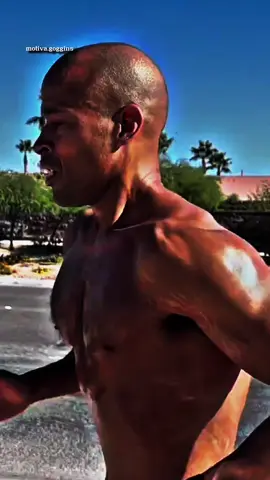 Não jogue uma pedra se não está pronto para receber outra. #davidgoggins #motivation #mentalidade #obsession #motivação 