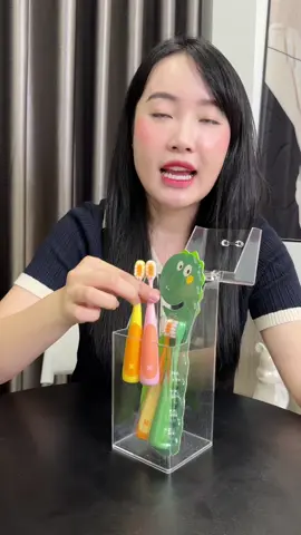 20k/ combo 2 bàn chải đánh răng cho bé