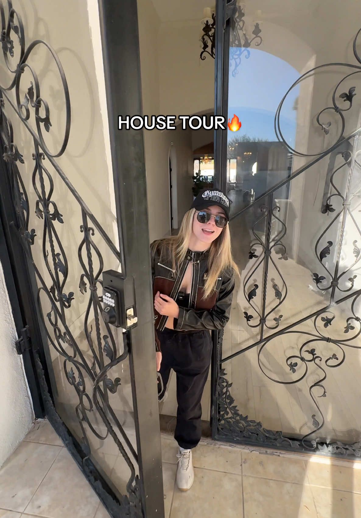 so blessed 😫🙏🏼🔥 #newcribwhodis #mtv #thisisdefinitleynotajoke  @getrawnutrition 