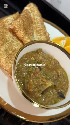Gurusa Mulla and Layu ( Nubian pancake and Okra Stew) 🥰🥰👌👌 #mohonoskitchen #mohonoskitchen😘 #malabatiktoker #fyp #kenyantiktok🇰🇪 