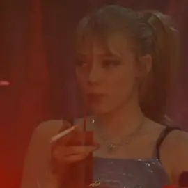 çünkü sebzeler kışın yetişmez #lilya4ever #linpesto #fypage #lyrics #edits  @linpesto 