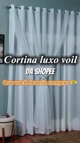 A Cortina Luxo Voil com Forro em Microfibra é a escolha perfeita para quem deseja sofisticação e praticidade no mesmo produto. O tecido voil traz leveza e charme, enquanto o forro em microfibra garante privacidade e bloqueia a luminosidade na medida certa.  #CortinaLuxo #DecoraçãoDeInteriores #EstiloEConforto #CortinaComForro #AmbienteAconchegante 