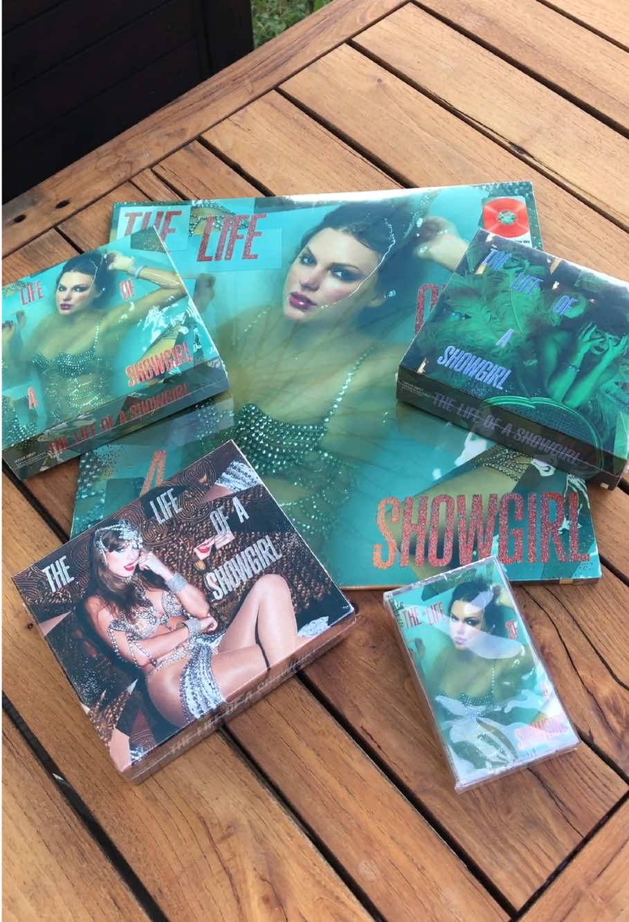 The Life of a Showgirl Haul Unboxing! 🧡🪩🧡 Here’s a first look at my Taylor Swift haul including three of the Limited Edition Deluxe CDs with jewelry, Orange Glitter Vinyl and cassette. 📀 Stay tuned for unboxings of each of these! 🪩📀 #tsthelifeofashowgirl #asmrunboxing #thelifeofashowgirl #ts12 #taylorswift @Taylor Swift @Taylor Nation 