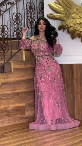 (مصنع سحرالشرق تصميم فساتين)تحت اشراف مصممون متخصصون اشغال يدويه ✅ تصميم وتفصيل بالطلب ‏‎✔️نصمم القماش شك يدوي  ✔️ التفصيل متاح حسب الطلب ‏‎📲ا ع ليس لنا اي فرع ولا يتبع لنا اي حساب اخر لاقمشة سحر الشرق    ‏‎عندك مناسبه وحابه تكون لكـِ اطلالة الفنانات والمشاهير 💎🤗  ‏‎تابعي حسابنا وشوفي تنفيذنا لافخم التصاميم  ‏‎العالميه والمحليه بادق التفاصيل  ‏‎💎 💎 ‏‎متخصصون بتصميم وتفصيل افخم اقمشة العرايس واقمشة سحر الشرق والفنانات والمشاهير  ‏‎المرصعه بالكريستال والمشكوكه باليد بكل دقه وحرفيه 💎👗👑👍 ‏‎حيث نصمم جميع المقاسات ونوفر كل الالوان . ‏‎( مستعدون لتصميم اي موديل من خارج حسابنا) . ‏‎والتعديل عليها بمايناسب اذواقكم ☝🏻👍 ‏‎❤️التعديل متاح لاي موديل ❤️ ‏‎   🌐 تسويقي اون لاين فقط 🌐 ‏‎طريقة الطلب ‏‎✅اما تطلبي القماش فقط مع البطانه والتركيبات ‏‎بدون تفصيل  ‏‎ ✅او تطلبي القماش شامل التفصيل ‏‎👗✂️🧷📌 ويوصلك مغلف جاهز. ‏‎✅مدة الطلب ١٥ يوم لشهر حسب ضغط الشغل والطلبات ‏‎✅توجد لدينا خدمة الطلب المستعجل وذلك بفارق سعر يضاف على السعر الاصلي . ‏‎✅ القماش شغله شك يدوي كامل امام وخلف  ‏‎مقصوص عالموديل بمقاساتك جاهز للخياطه من الجنبين ويتركب شغلها تركيب . ‏‎اما البطانه تجي غير مقصوصه بالمتر . ‏‎✅ مدة التفصيل اسبوعين بعد تصميم القماش . ‏‎✅ بالنسبه للمقاسات نصمم الاقمشة حسب مقاسات الزبونه من سمول وحتى اكس لارج  اما المقاس الكبير جدا  يعمل طلبيه بفارق في السعر  ‏‎✅ تؤخذ القياسات من مشغل مكتوبه ومرسومه كامله. ‏‎✅التعديل وتغيير اللون متاح لاي موديل .لطلب من داخل السعودية  0508018058# لطلب من خارج السعودية  00966508018058 ‏ ‏‎