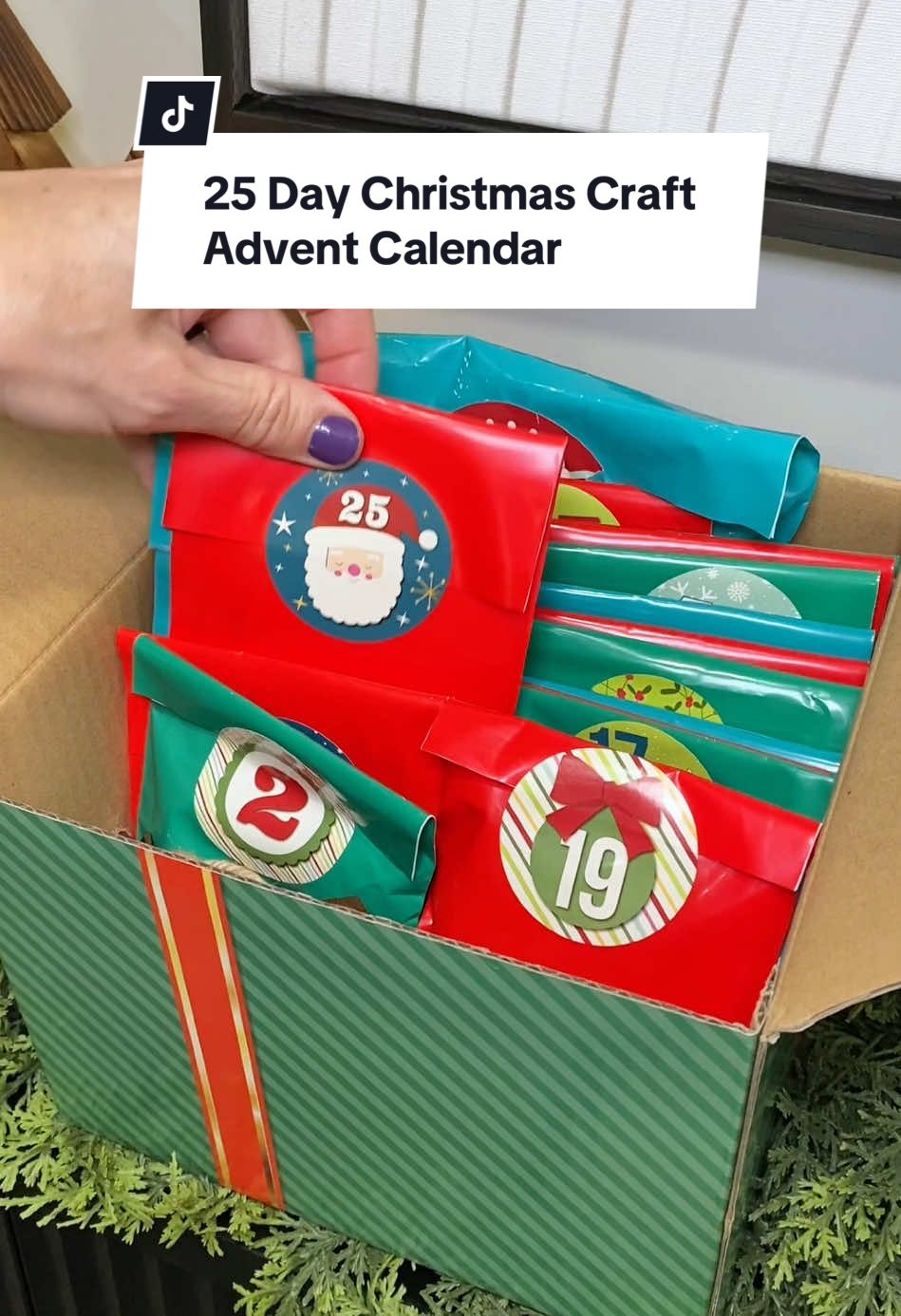 Replying to @Jamie a new Christmas tradition with 25 Christmas crafts to countdown to Christmas 🎄 🎨 ✨ #adventcalendar #christmascrafts #christmascountdown #christmas #christmastraditions 