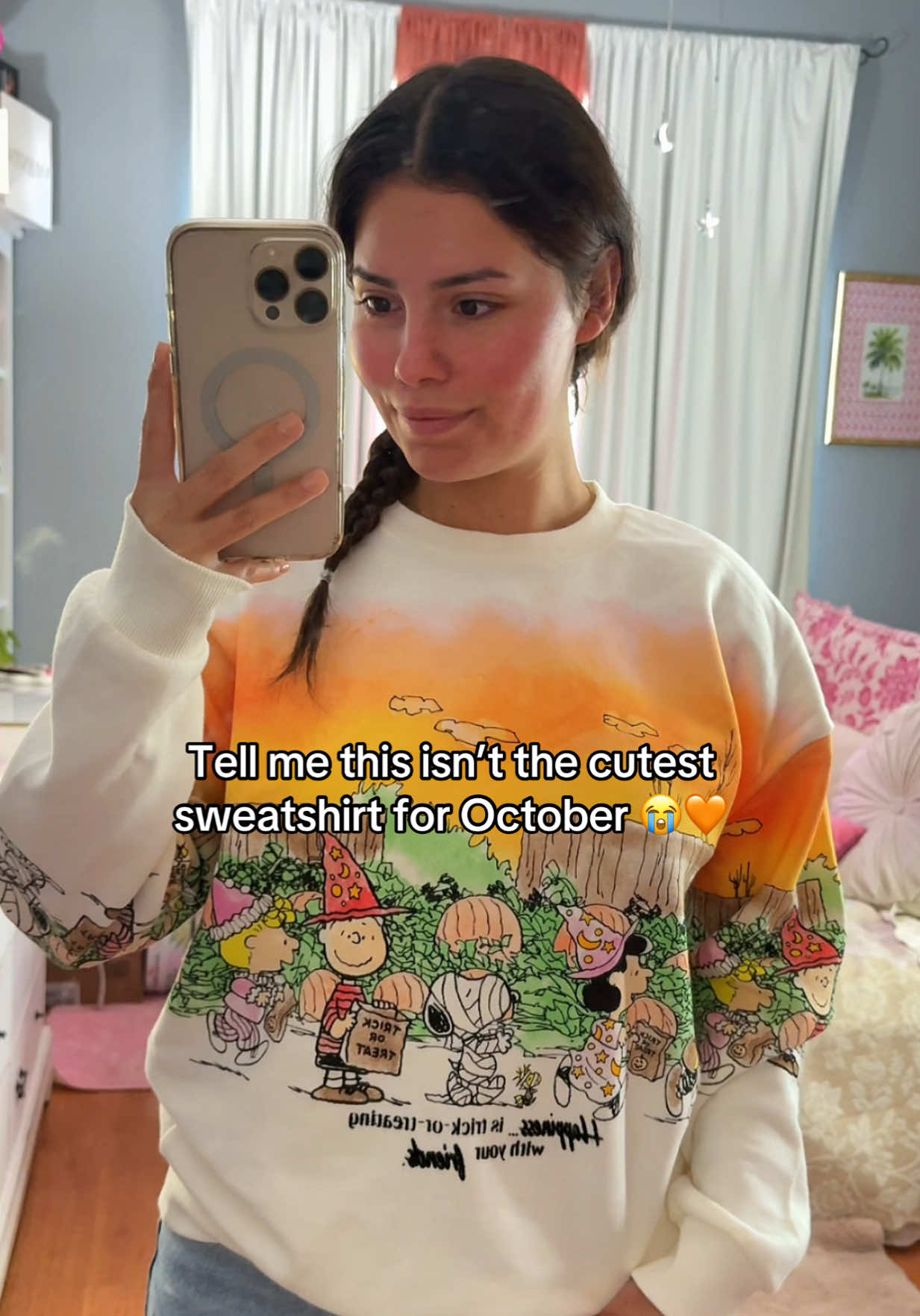 Okay but for $12.99 this might be the cutest sweatshirt for October 😍🎃 @Walmart you have been stepping up your game!  #fyp #halloween #snoopy #peanuts #halloweenshopping 
