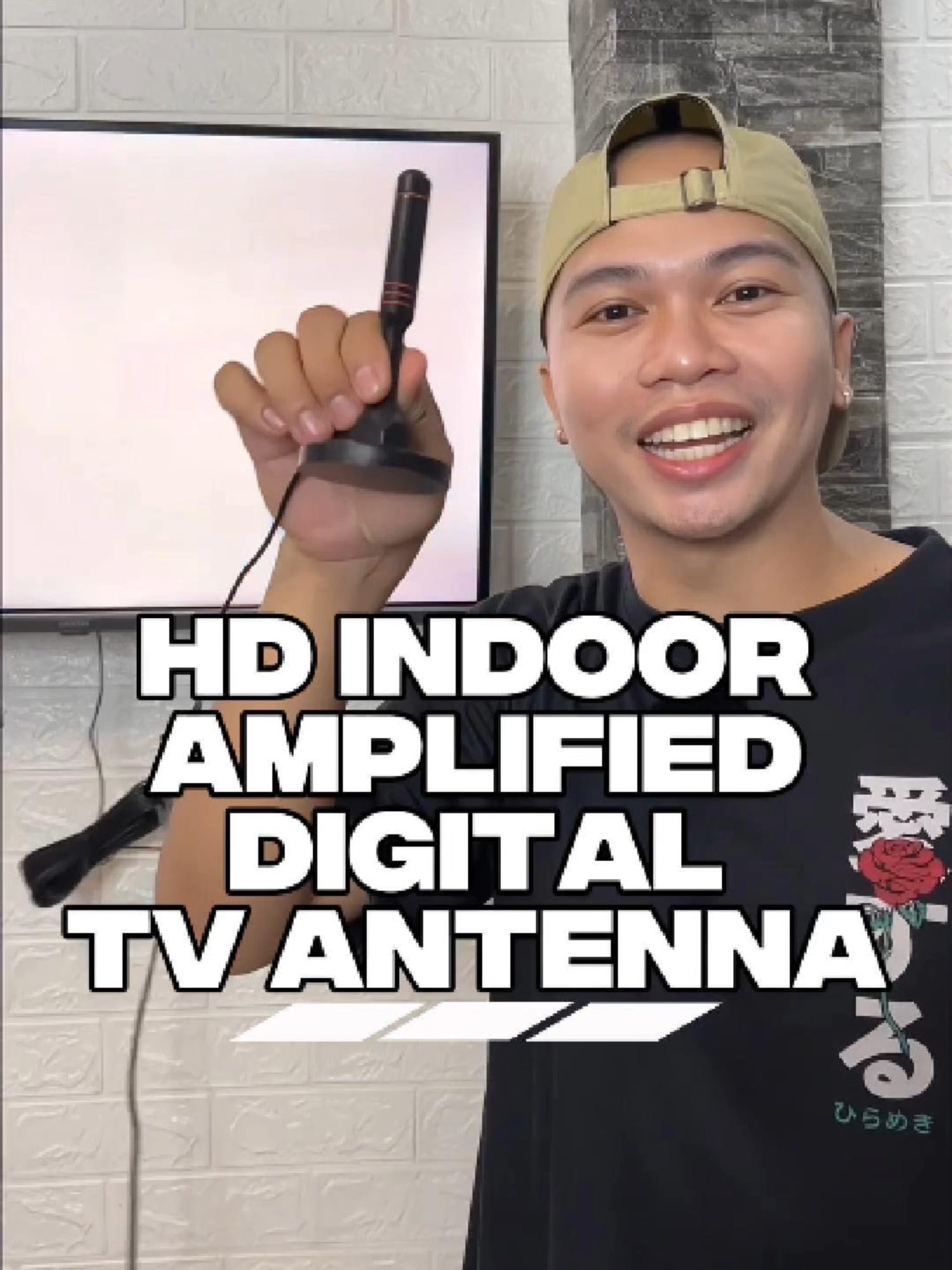 Hindi mo na kailangan pa umakyat ng bubong para ayusin yung antenna niyo kung meron ka nitong HD Indoor Amplified Digital TV Antenna #indoorantenna #antenna #tvantenna #hdindoordigitaltvantenna