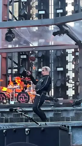 Everyone knows the lyrics😍#rammstein #live #concert 
