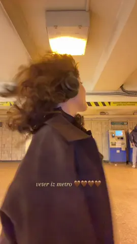 тиктоки теперь толкьо из метро 🙏