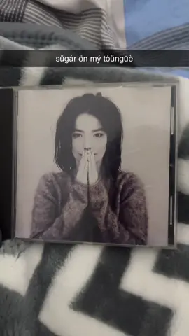 my björk impression not the best #fyp #björk 