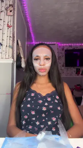 #gurwm #grwm #tiktok #skincare #facemask 