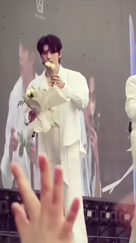 Xinh đẹp tuyệt trần🥹.                    Cre :Pilyeop#khaudinhkiet #kipukaqiu #ilovetiktok #xh 
