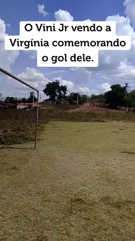 O Vini Jr vendo a Virgínia comemorando o gol dele  #vinijr #virginia #gol #humor #pravoce 