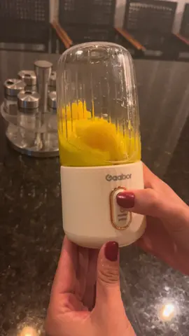 Testando o liquidificador da gaabor #liquidificador #liquidificadorportatil #gaabor #tiktokshop #Fitness 