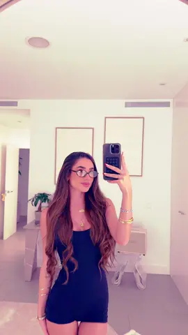;) probando las gafitas que llevan todas las mamis guapas 