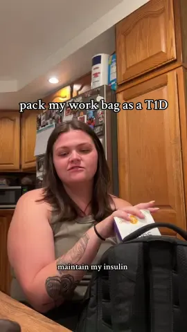 starting a new job and being in person means making sure I have my back ups and snacks! #t1d #diabetic #diabetesawareness #dexcomwarrior #dexcomg7 