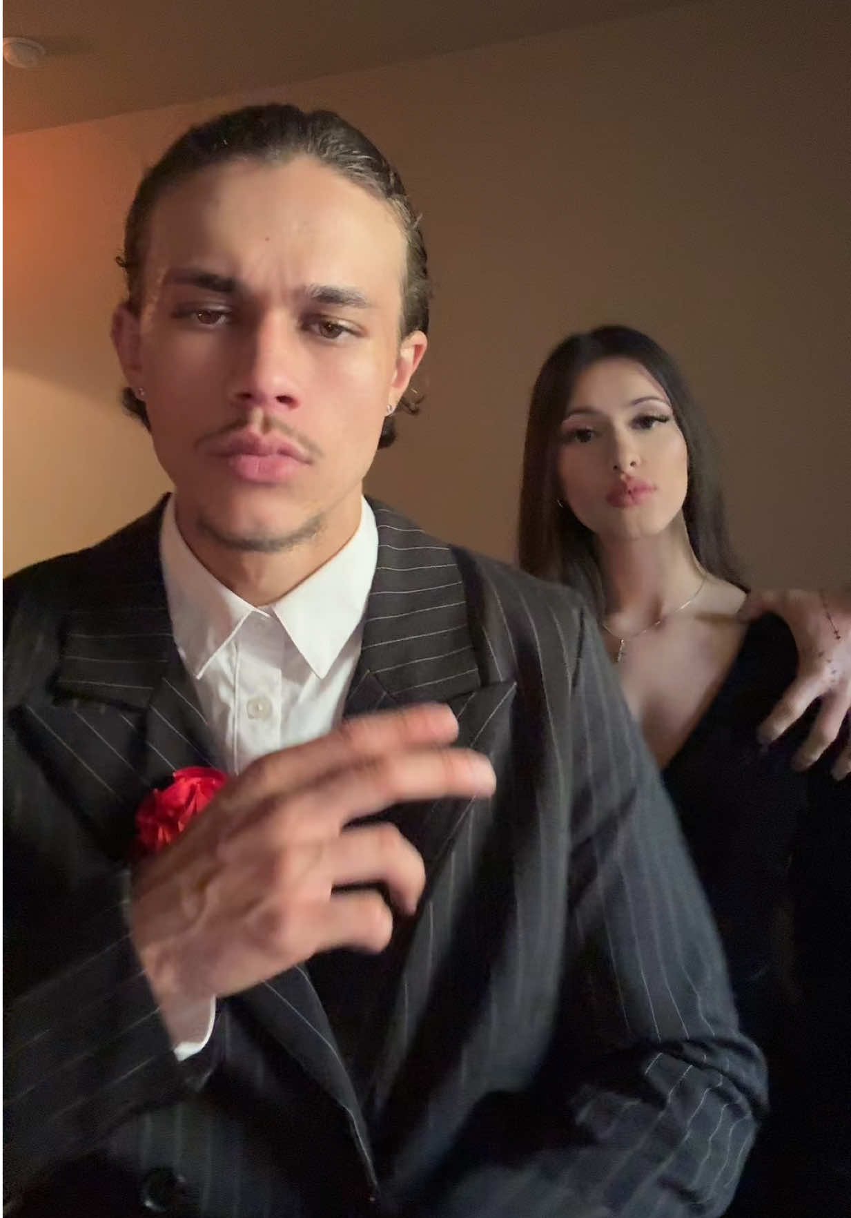 what was thing doing.. @Maria Doss #ethannmaria #morticiaandgomez #adamsfamily #halloween 