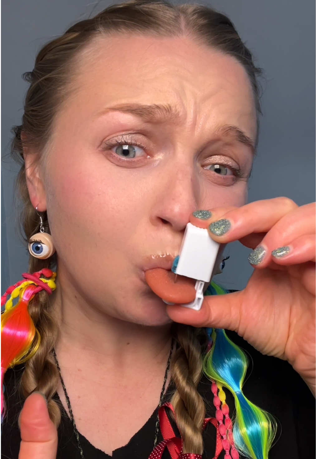 DON’T do THESE at home!😱 The weirdest asmr beauty hacks I will never repeat 🫣⚡️  #lifehacks #makeup #asmrsounds #asmrmakeup #reaction 