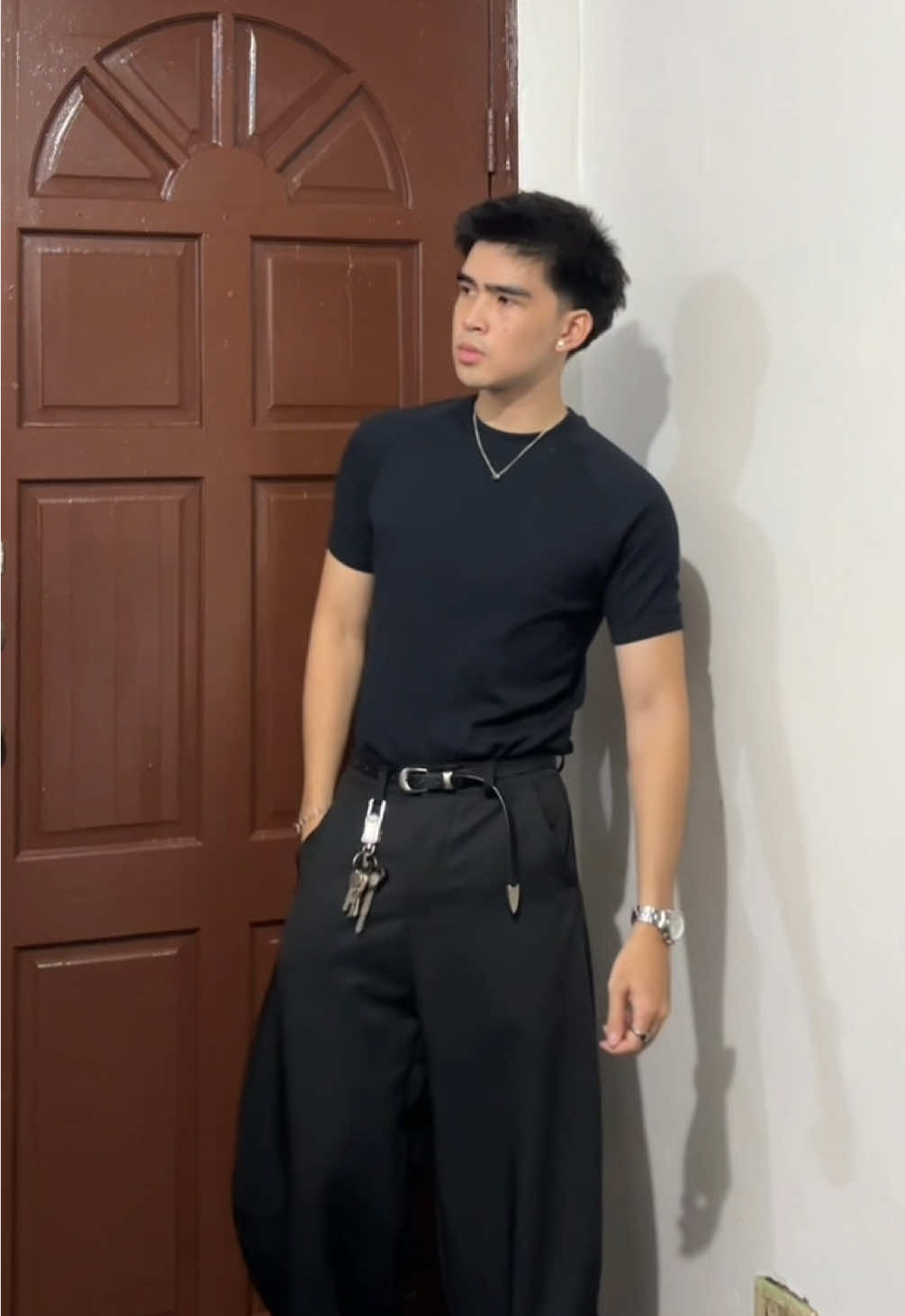 if u can’t decide go for black 🖤 #trousers #pantsrecommendation #TikTokFashion #formal #fyp 